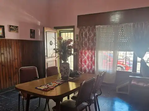 Casa en Venta en Isidro Casanova, USD 64.000