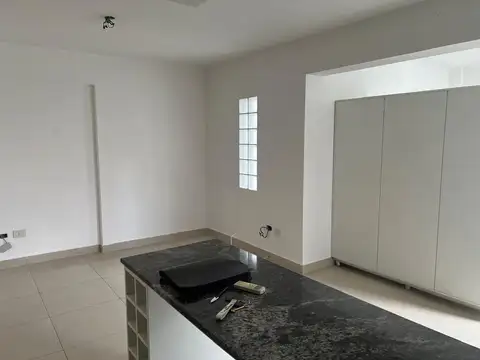 Departamento en Alquiler de Monoambiente