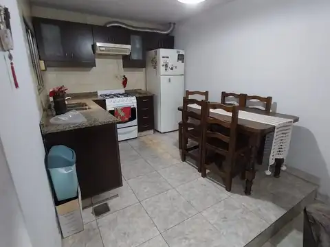 Excelente casa multifamiliar