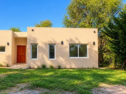 CASA EN VENTA DE 4 AMBIENTES LOMA VERDE, ESCOBAR, GBA NORTE - APTA CREDITO