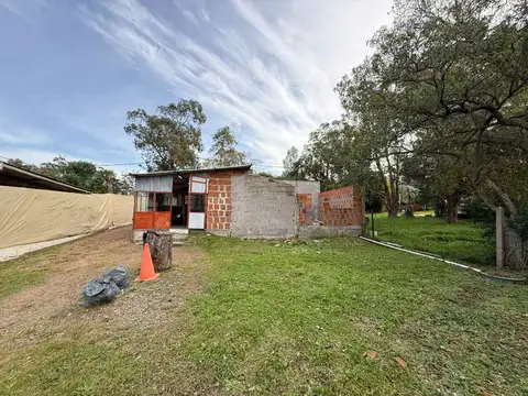 Venta Terreno con construcción Santa Ana