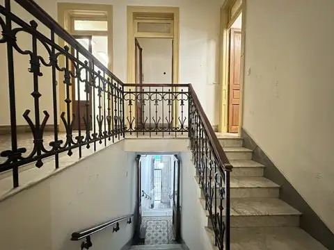 San Martín 1394 , Piso 1