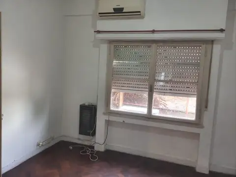 Depto Tipo Casa en Alquiler en Parque Patricios, $ 950.000