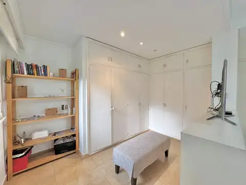 VENTA 2 DPTOS 5+2AMB EN FLORES APTO CRED PATIO