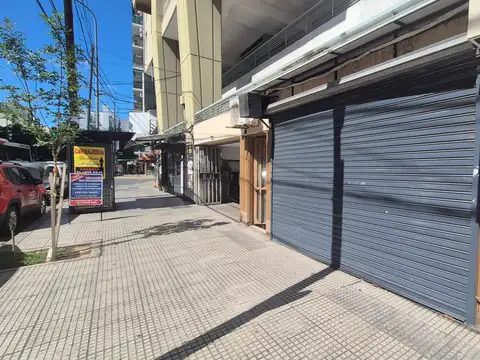 Excelente local de 20 m2 + aire acondicionado