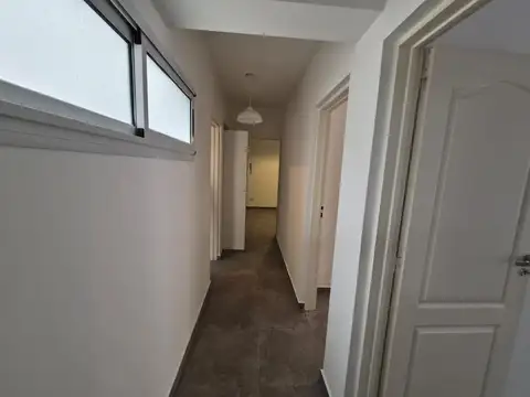Departamento en Alquiler en José Clemente Paz, $ 700.000