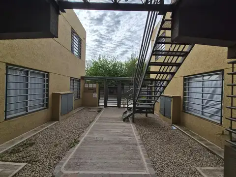 Hermoso tres ambientes, José C. Paz - ¡Planta baja!