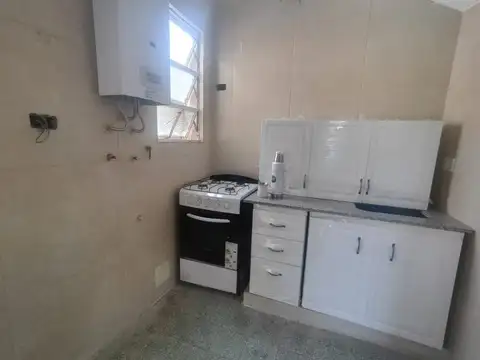 Depto Tipo Casa en Alquiler 45 años