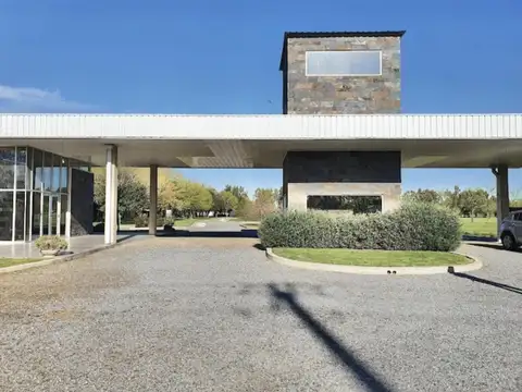 LOTE DE TERRENO EN LUGAR PRIVILEGIADO EN BARRIO CERRADO SAINT JOSEPH