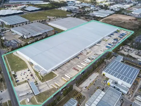 Depósito en Alquiler en el Centro de Distribución Malvinas Argentinas 