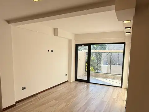 Manuela Pedraza 6000