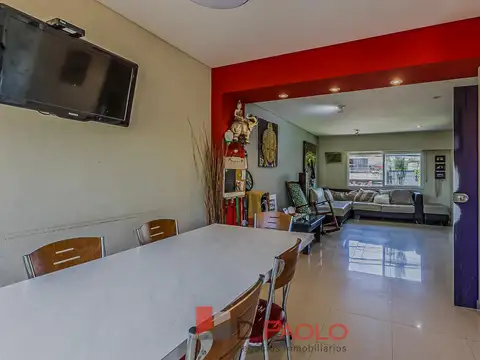 Depto Tipo Casa 5 ambientes con 2 baños