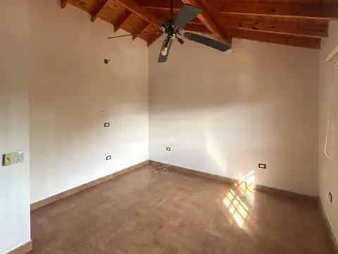 Casa en Venta en Villa De Mayo, USD 120.000