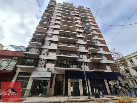F. Acuña de Figueroa 700