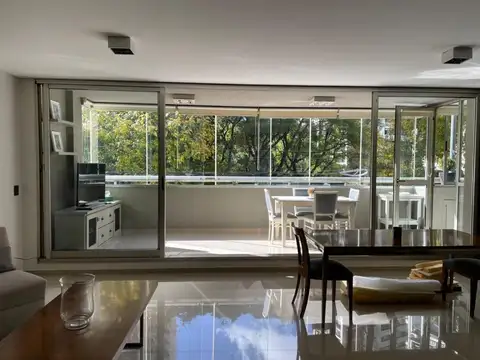 Avenida Cerviño 3600, Piso 1