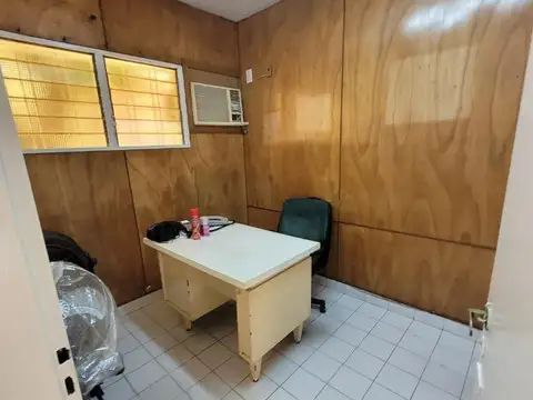 Consultorio u oficina céntrico.