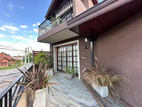 Depto Tipo Casa en Venta en Quilmes, USD 160.000