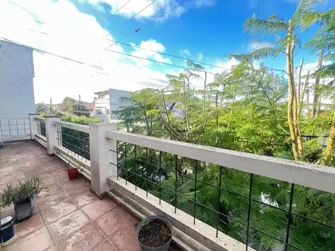 Depto Tipo Casa en Alquiler de 3 ambientes