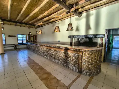 Local en Alquiler en Fray Luis Beltran, USD 1.900