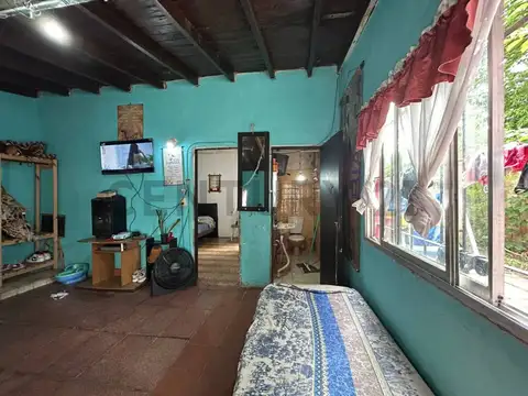 Batalla de Maipu 1300, Piso 0