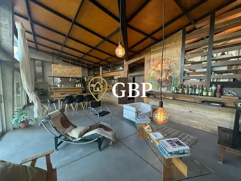 Casa 4 ambientes con 4 baños