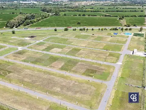 Terreno en Venta en Manzanares, USD 42.000
