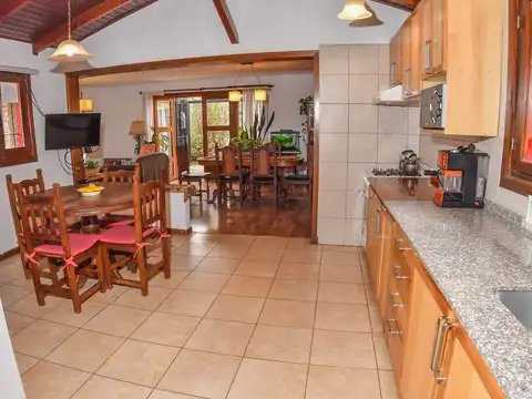 Casa en Venta con 1 cochera