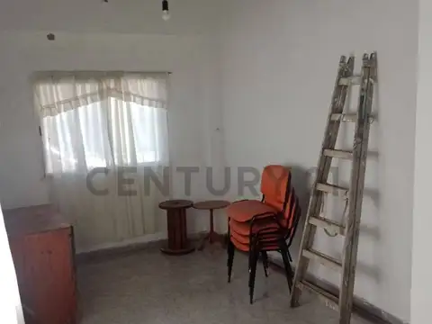 MARTINIANO LEGUIZAMON 1300, Piso 0