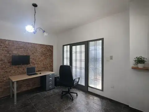 Depto Tipo Casa 5 ambientes con 1 baño