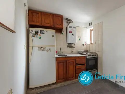 Depto Tipo Casa en Venta 80 años
