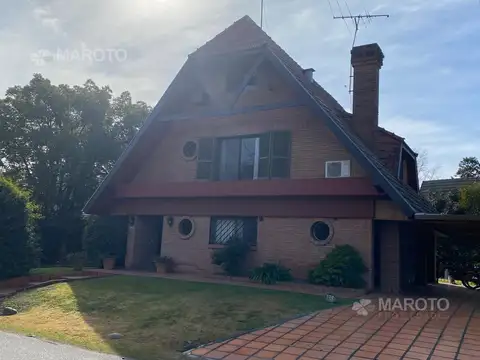 Casa en Venta con cochera