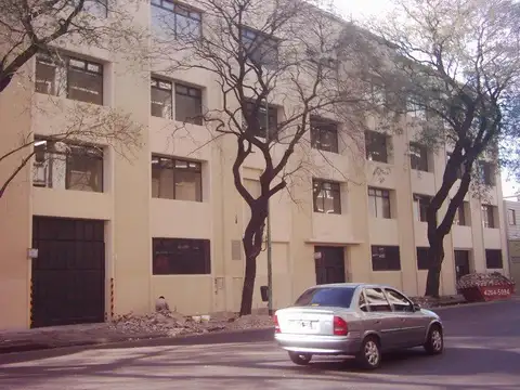 Av Amancio Alcorta  al 2500