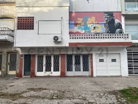 9 y 40. PH 2 DOMRITORIOS Y COCHERA