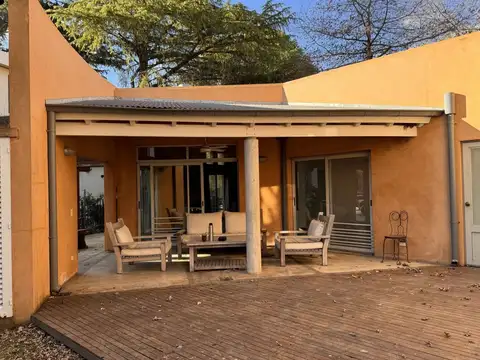 Casa en Venta al Oeste