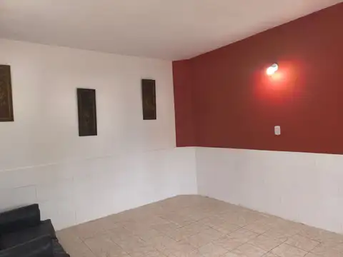 VENTA CASA 3 AMB Y LOCAL EN PADUA  APTO CREDITO