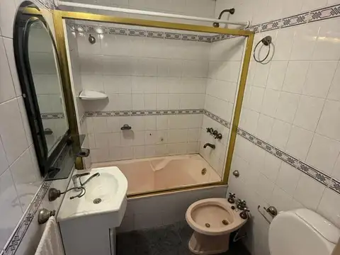 DPTO 3 AMBIENTES, PB, COCINA SEP. PATIO- CIUDADELA NORTE.