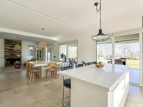 Casa en Alquiler en La Reserva Cardales | Fondo al Golf | 6 Dormitorios | Piscina