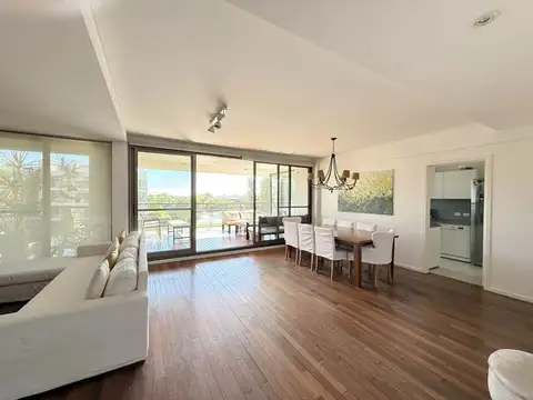 Departamento en Venta con 2 cocheras