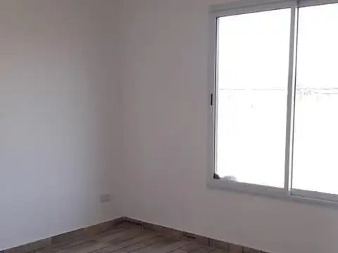 SE ALQUILA CASA EN RICARDONE