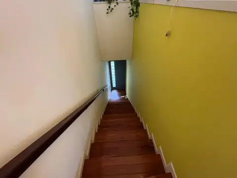 Depto Tipo Casa 2 ambientes con 1 baño