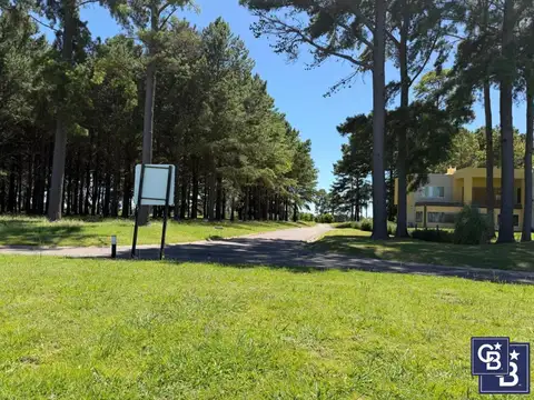 Terreno en Venta en Los Pinares Country Club, Countries y Barrios Cerrados en Exaltacion de la Cruz