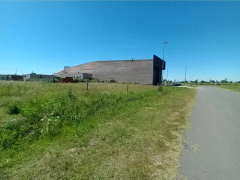 Terreno en Venta en Funes, USD 80.000