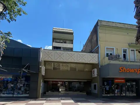 Oficina en alquiler ubicado en Microcentro