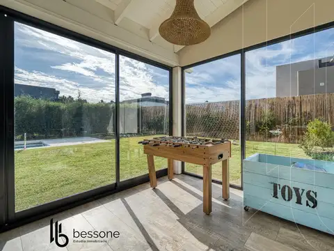 Casa en Venta de 5 dormitorios