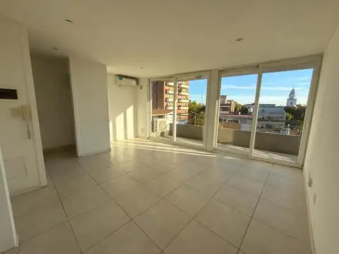 VENTA 2 AMBIENTES 50M2  VICTORIA BALCON