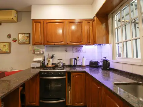 Casa en Venta con 1 cochera