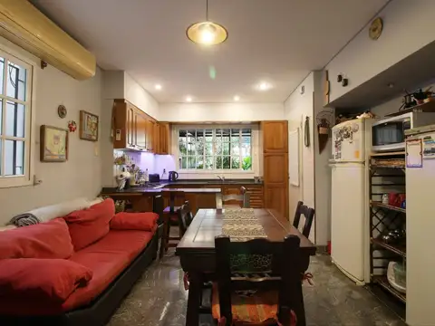 Venta casa 5 ambientes pileta  coch Vicente Lopez