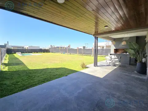 Casa en Venta al Oeste