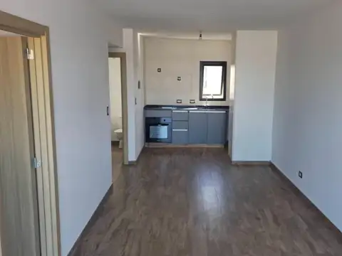 DEPARTAMENTO 2 AMB.CON TOILLETE Y BA;O EN SUITE