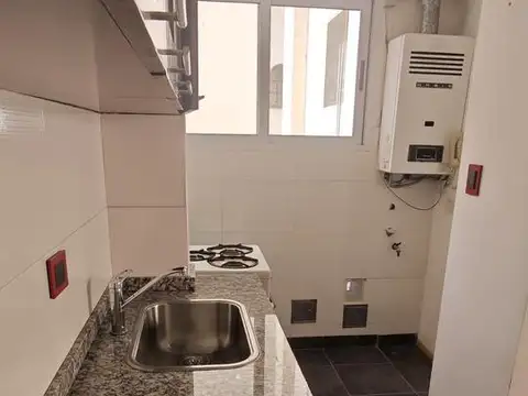 Departamento en Alquiler en Balvanera, $ 590.000